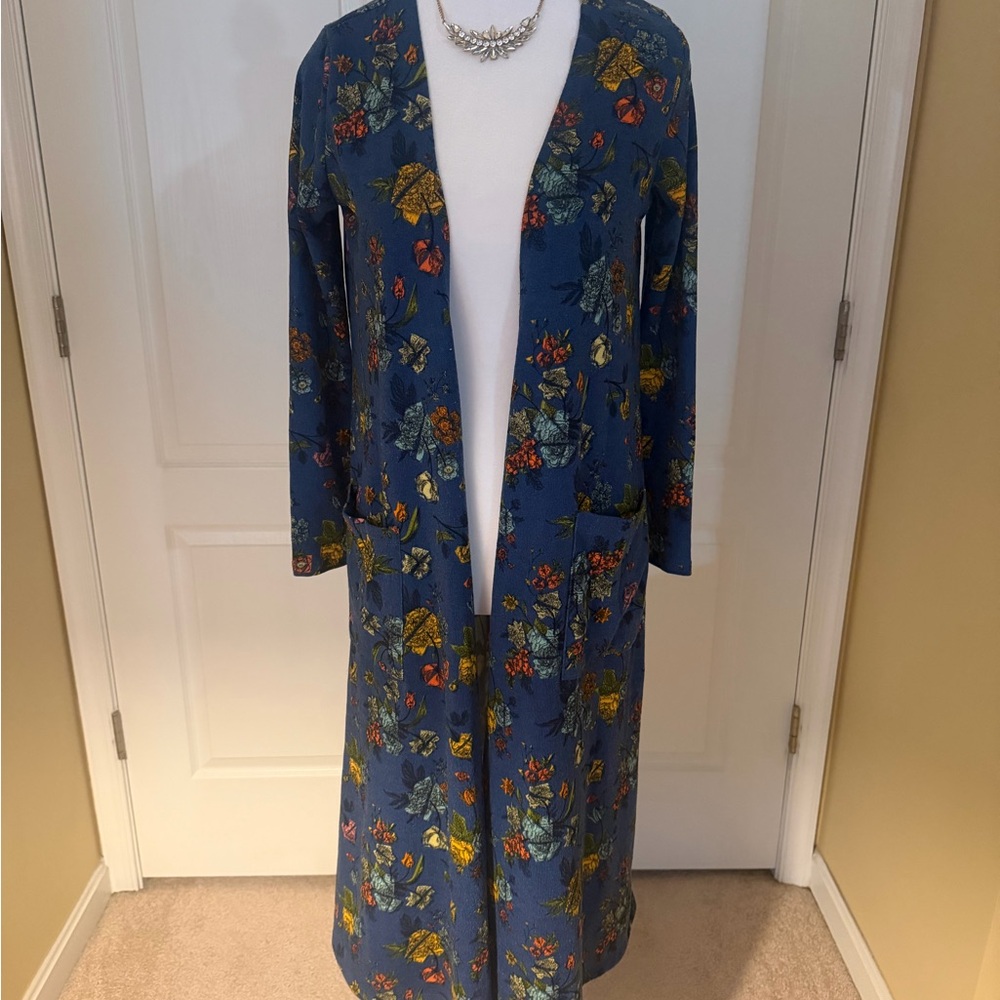 LuLaRoe beautiful designed Blue Floral sweater Duster!